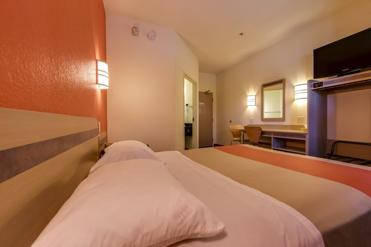 Motel 6-Mississauga, On - Toronto Szoba fotó